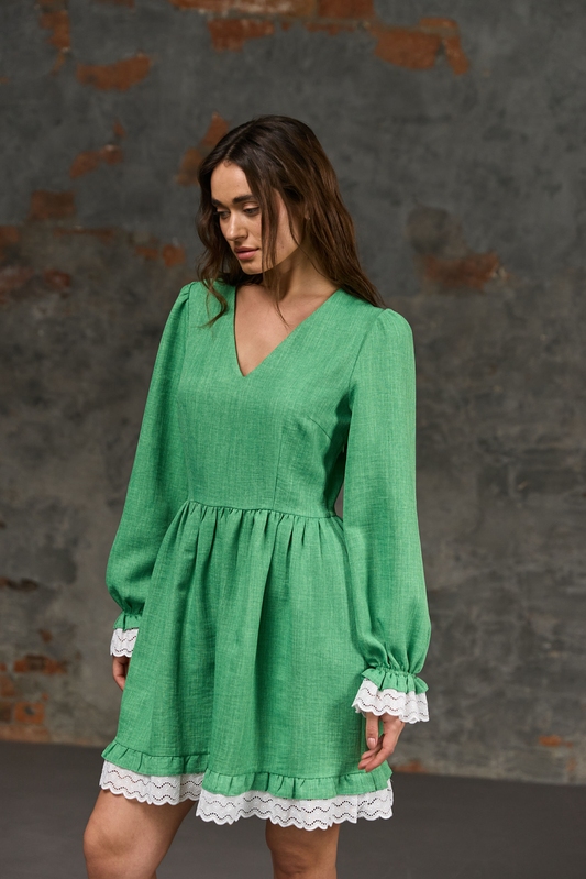 Платье с кружевом и воротничком зеленое, S